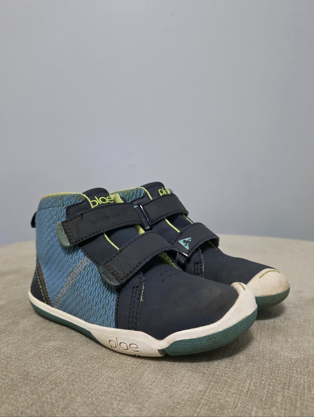 plae Max Kids High Top Sneakers C-Beam Green Blue Size 12